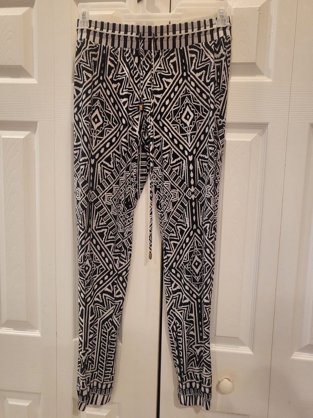 INC black white geometric silky harem joggers Small S